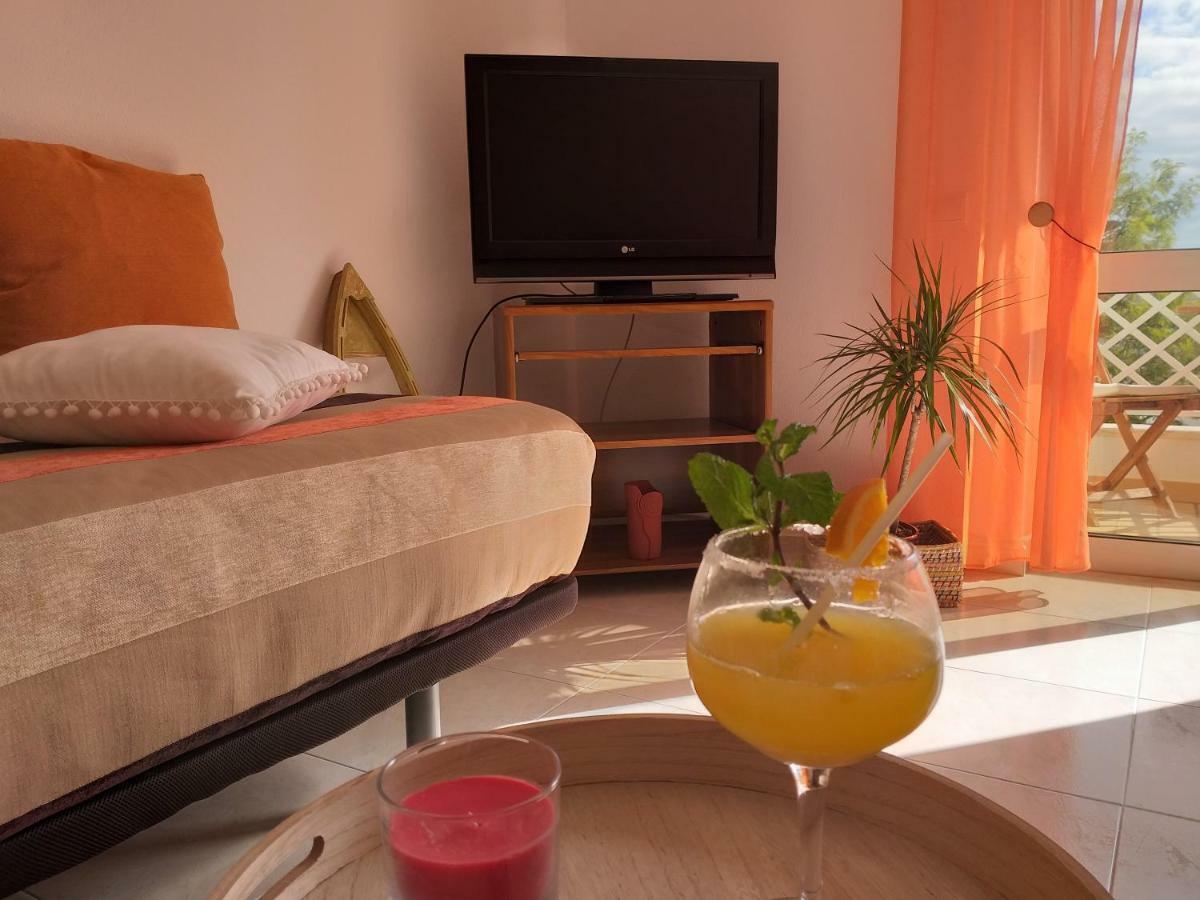 Pretty Sunny Guest Apartment Lagos Ngoại thất bức ảnh