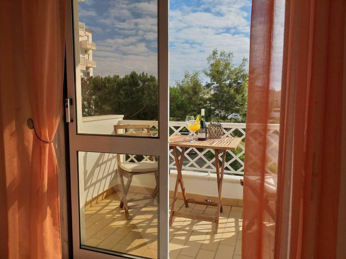 Pretty Sunny Guest Apartment Lagos Ngoại thất bức ảnh